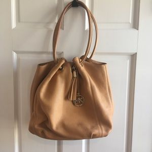 Michael Kors Ring Leather Tote
